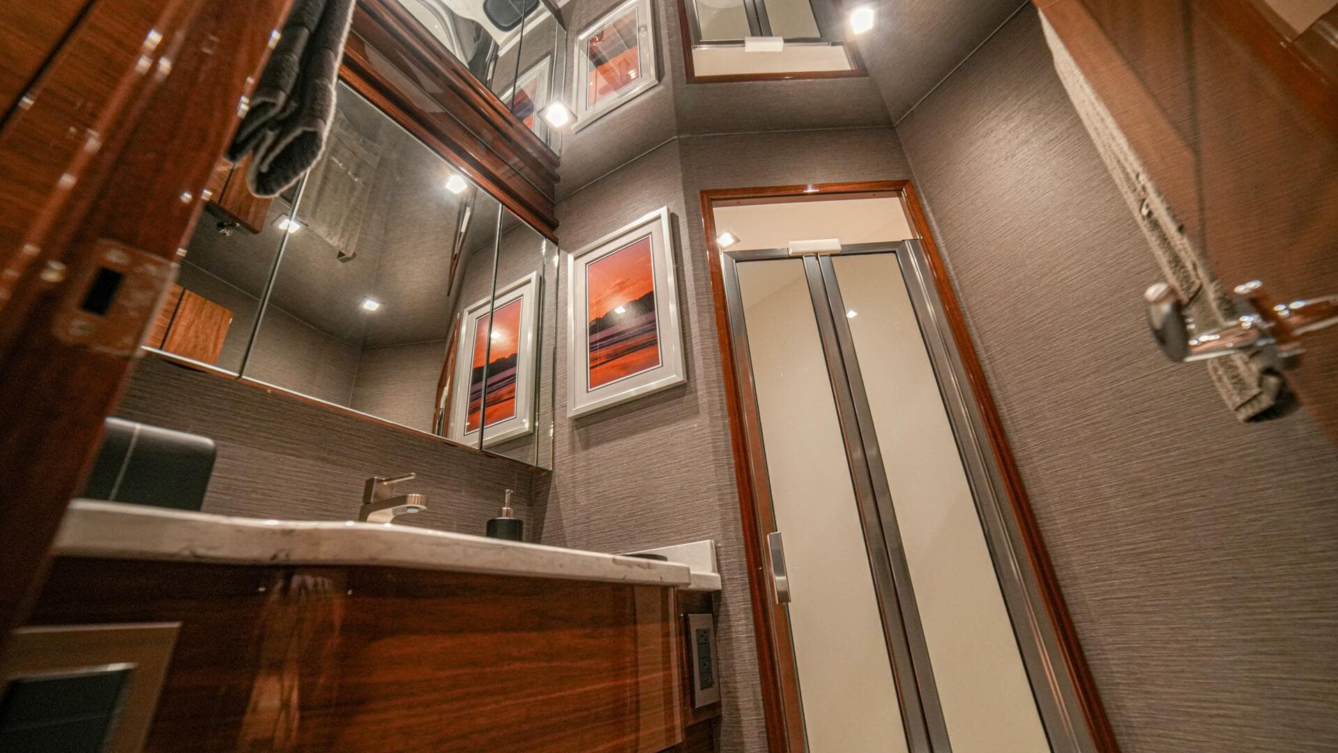 2023 Viking 72 Convertible — photo 59