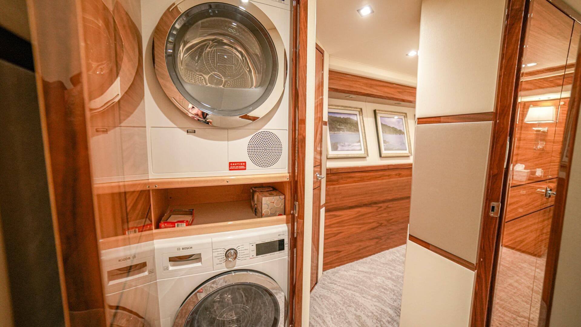 2023 Viking 72 Convertible — photo 75