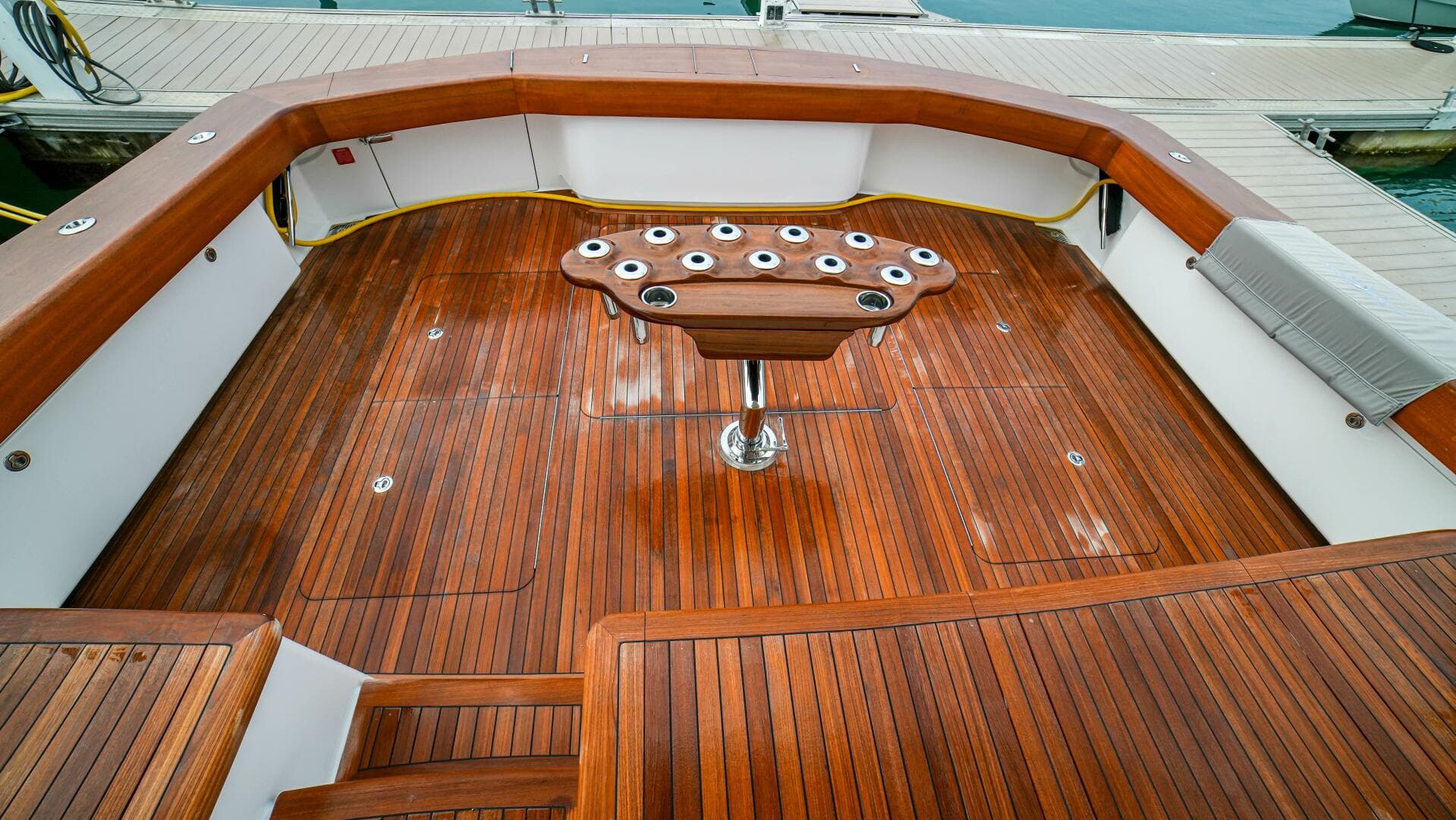 2023 Viking 72 Convertible — photo 14