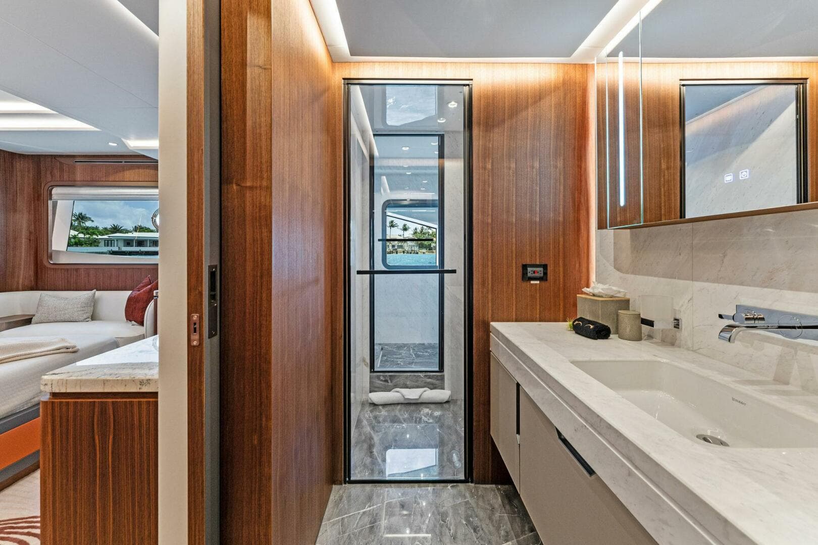 2026 Aquitalia Yachts Flybridge — photo 32