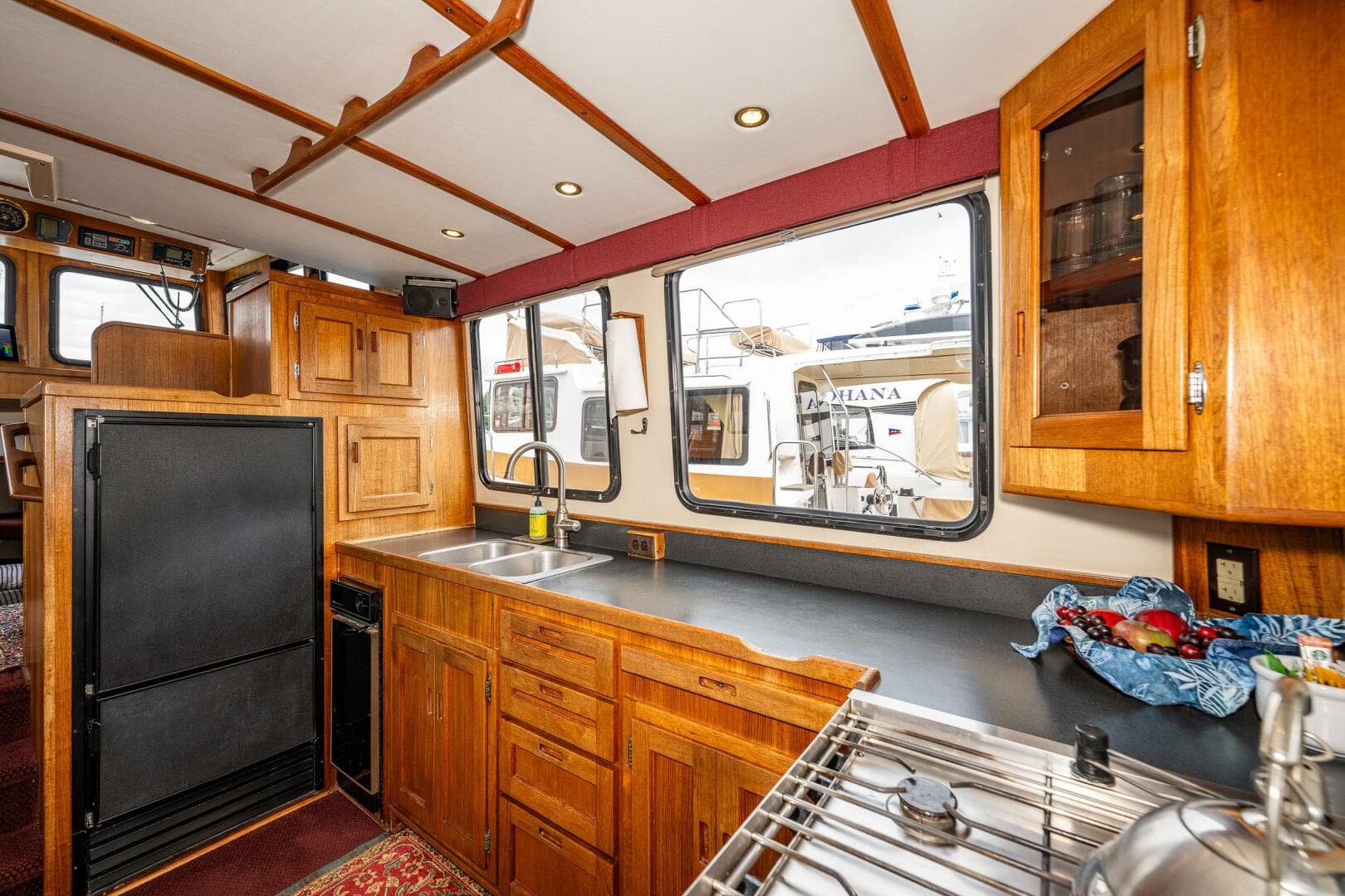 2000 Nordic Tugs 37 — photo 30