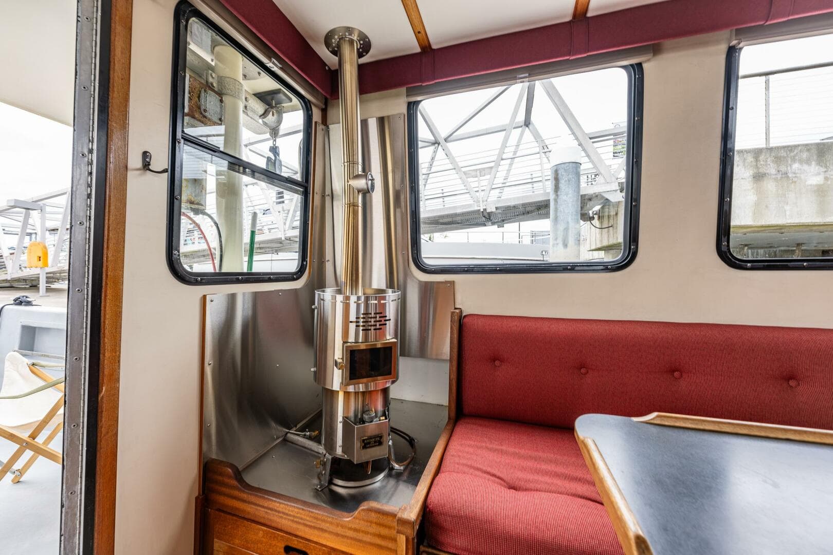 2000 Nordic Tugs 37 — photo 31