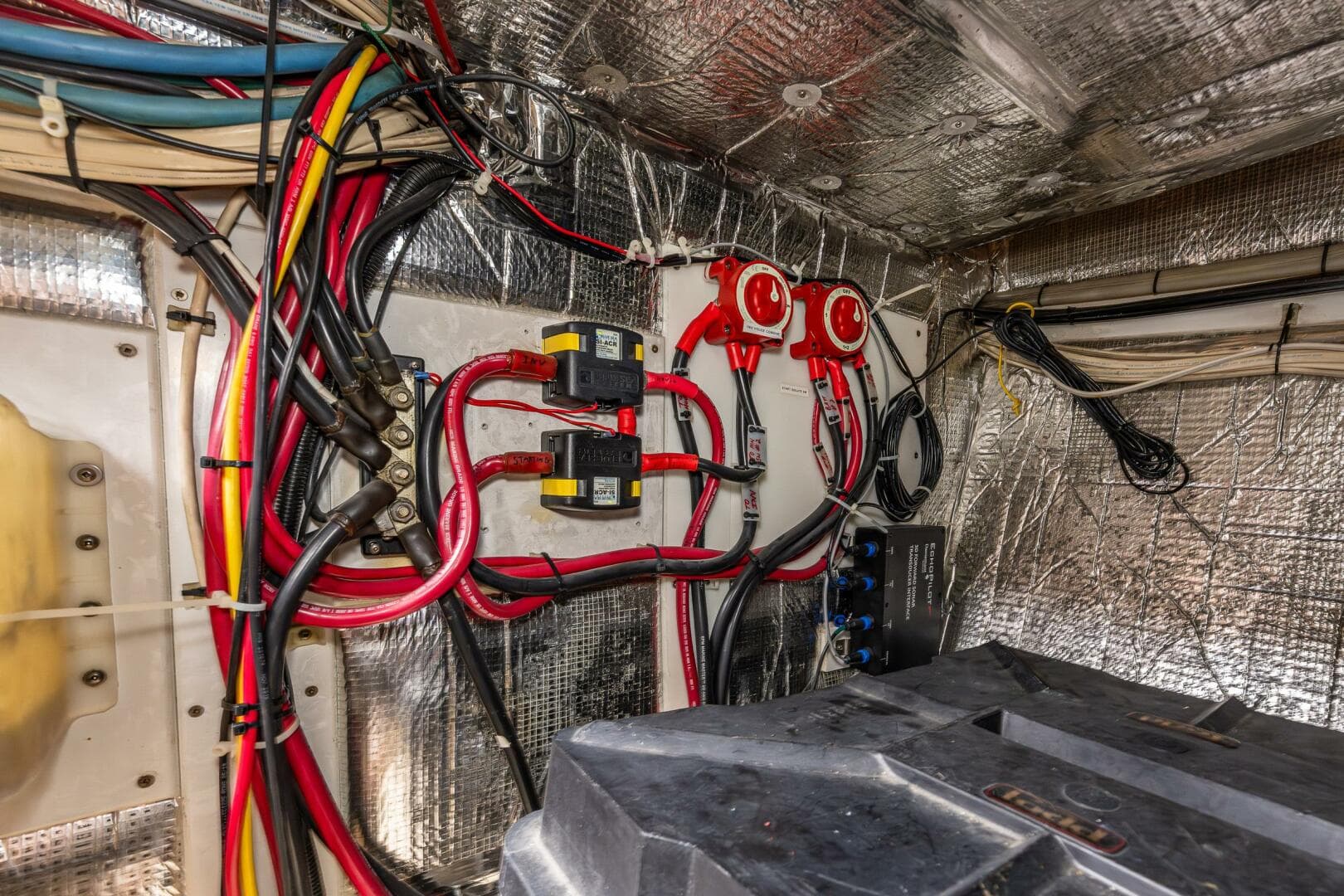 2000 Nordic Tugs 37 — photo 41