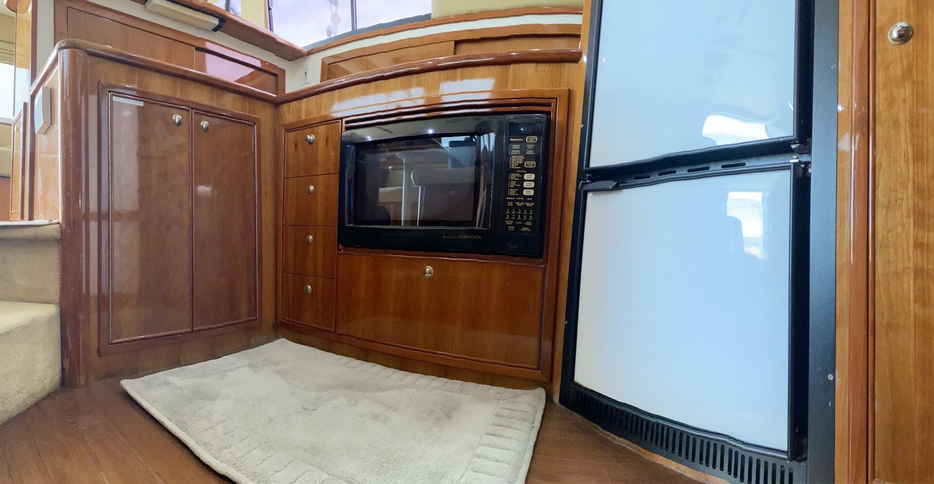 2001 Riviera 43 Flybridge — photo 10