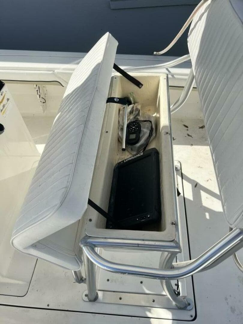 2010 Key West 246 Bay Reef — photo 21