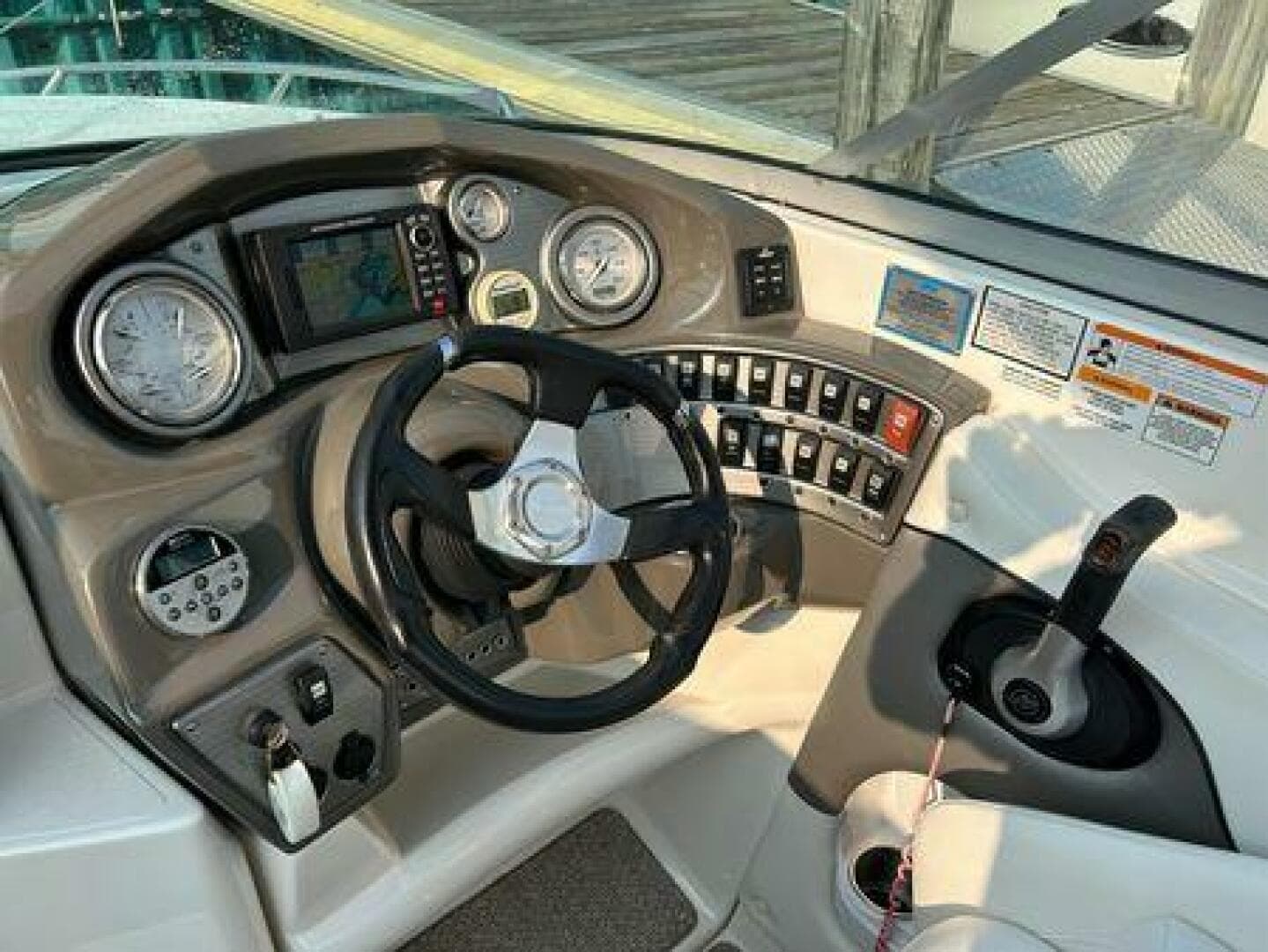 2012 Rinker 276 Captiva Cuddy — photo 10