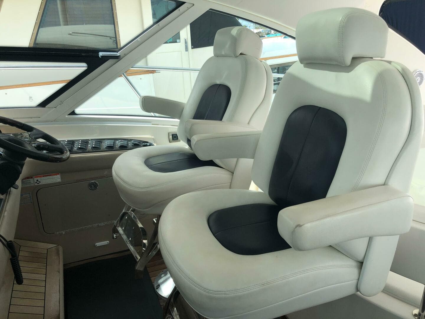 2008 Sea Ray 55 Sundancer — photo 16