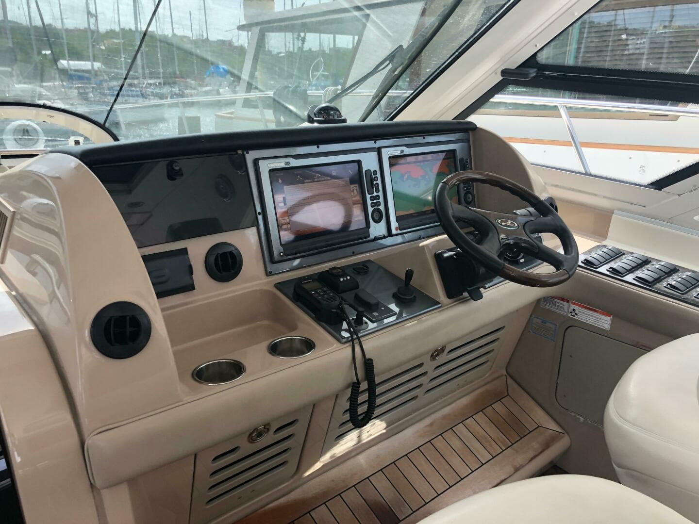2008 Sea Ray 55 Sundancer — photo 13