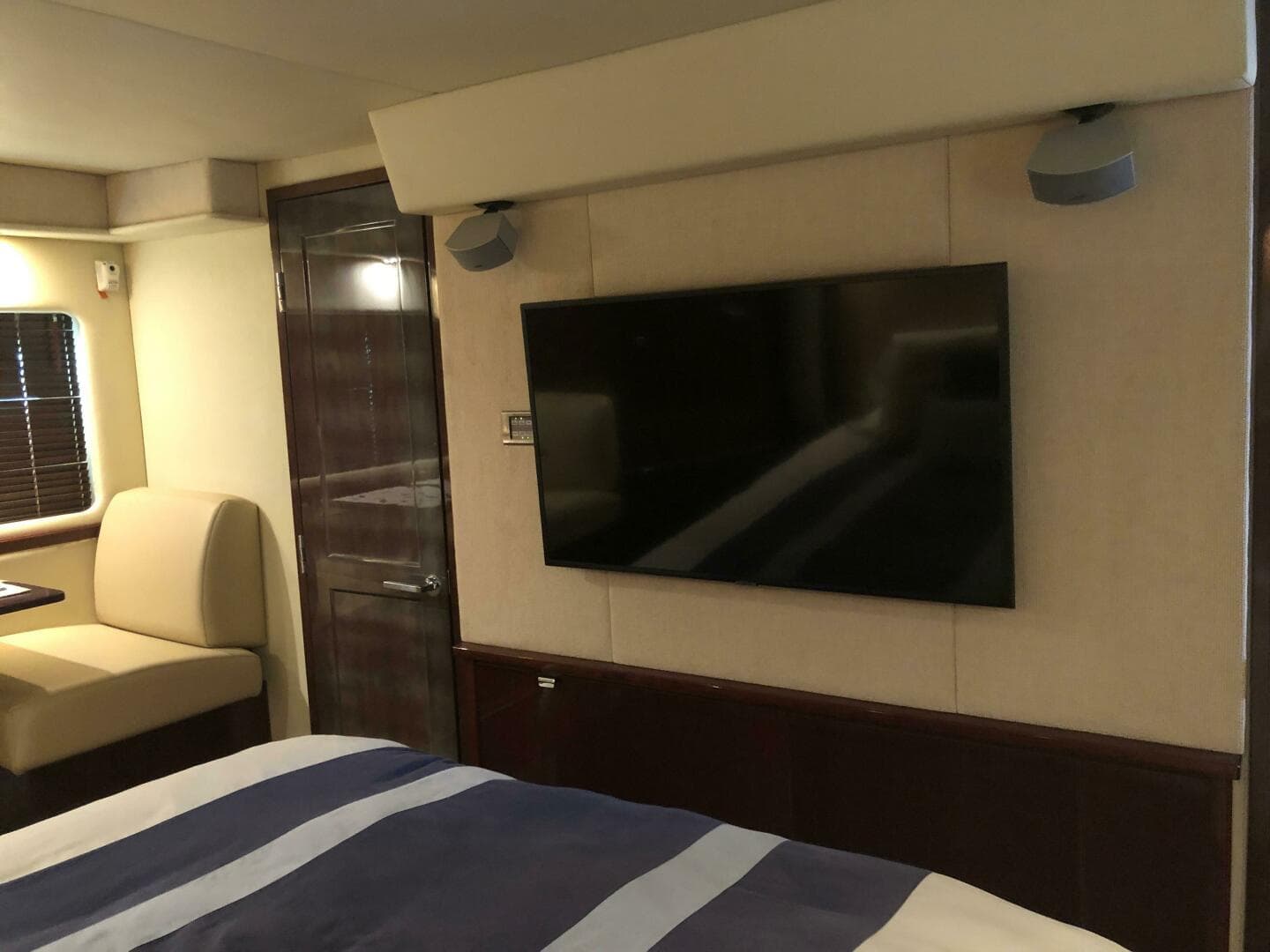 2008 Sea Ray 55 Sundancer — photo 30