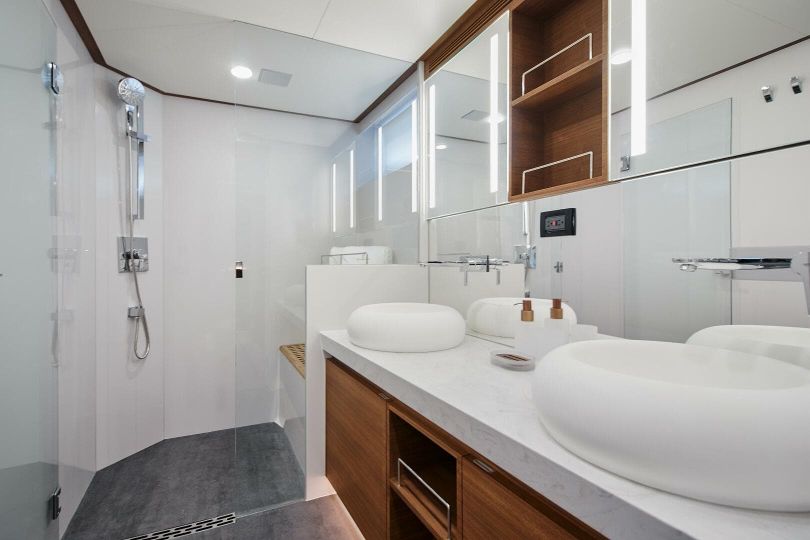 2023 Cl Yachts Clb 65 — photo 7