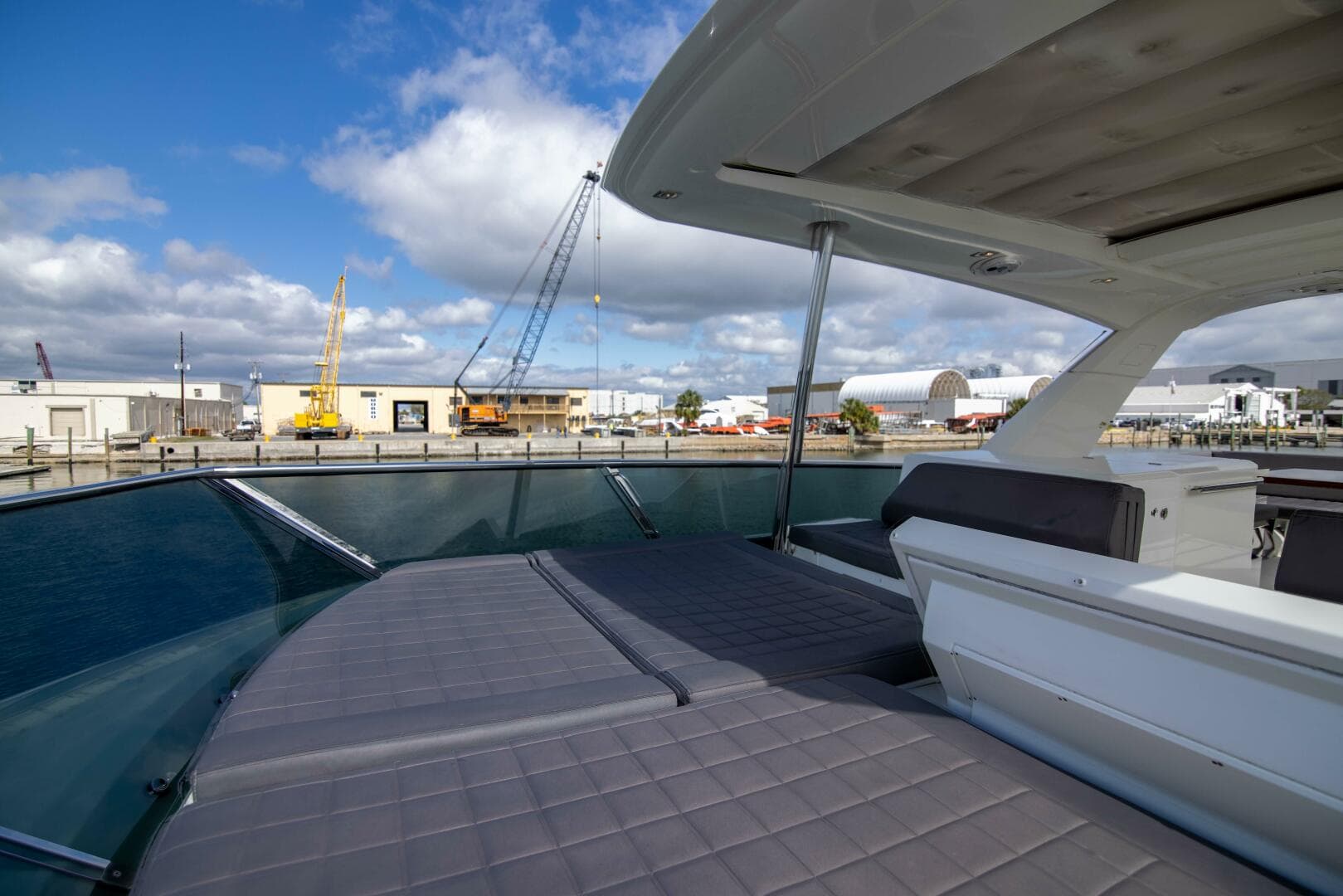 2018 Prestige 680 Flybridge — photo 55