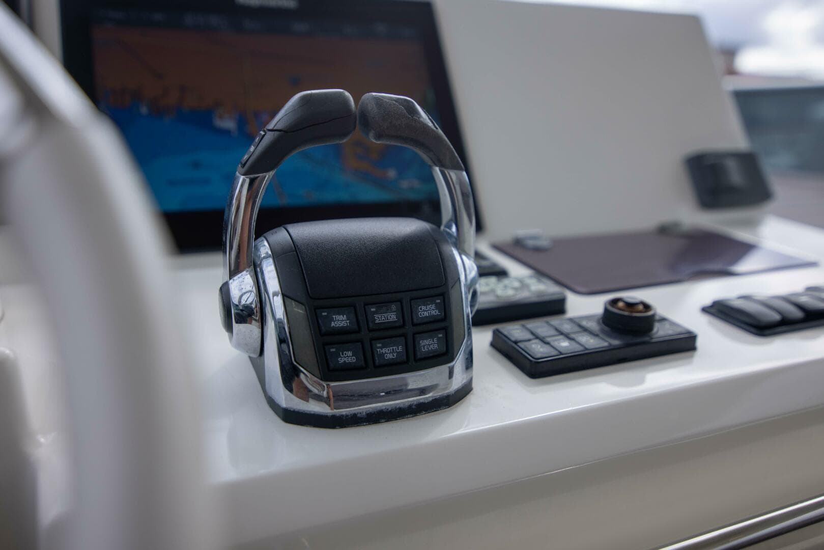 2018 Prestige 680 Flybridge — photo 52