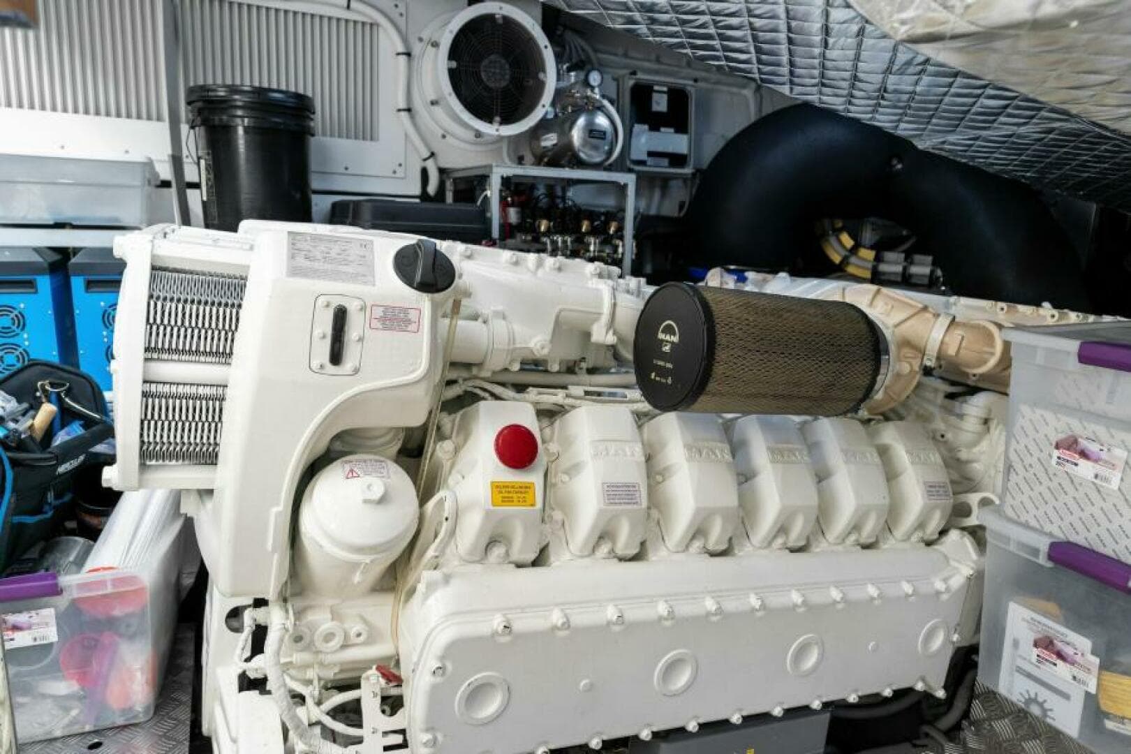 2022 Pershing 7X — photo 48