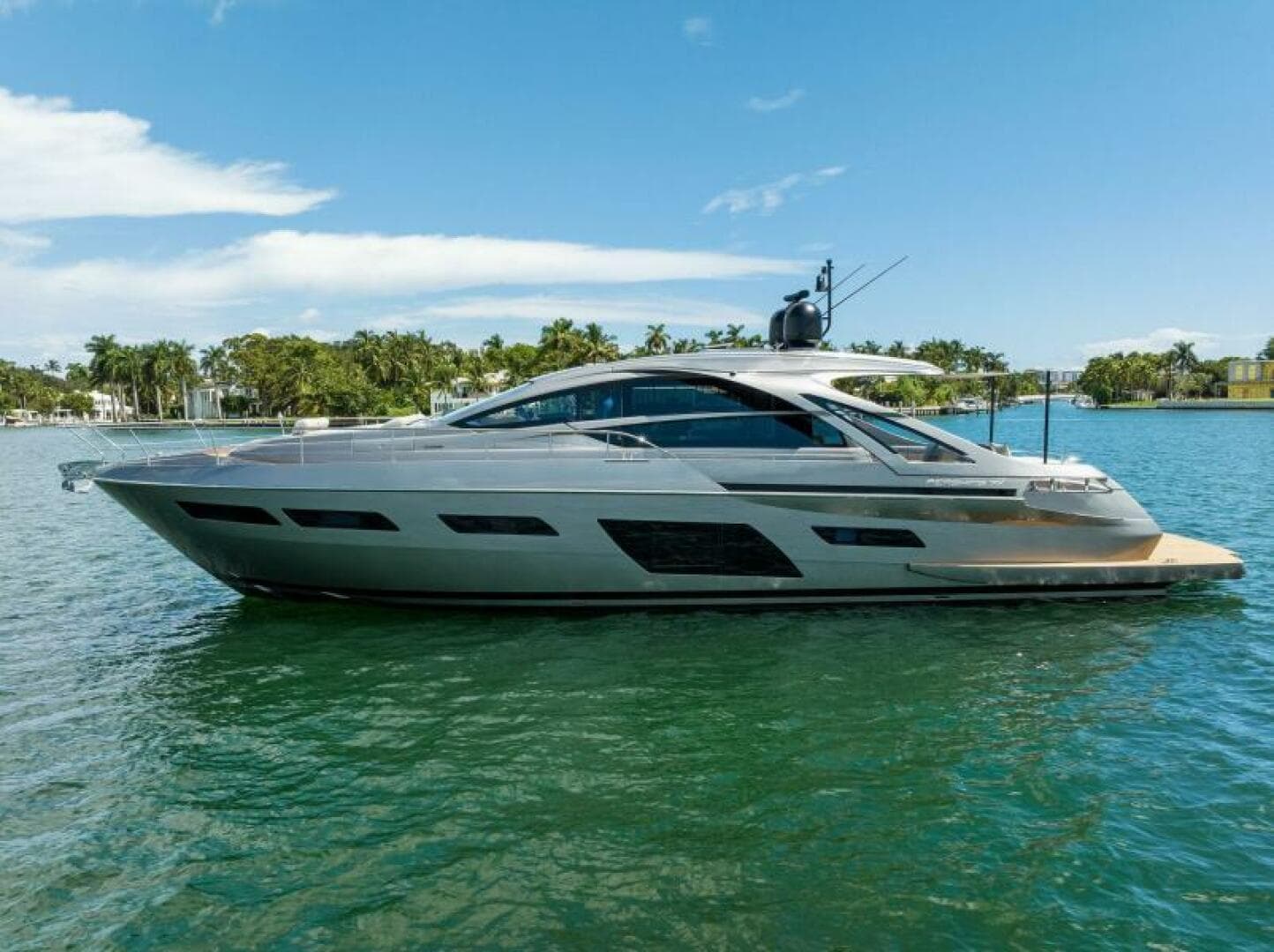 2022 Pershing 7X — photo 2