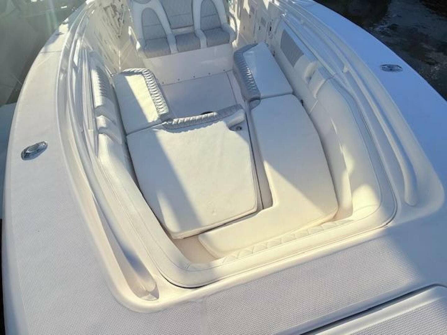 2014 Everglades 355 Center Console — photo 12