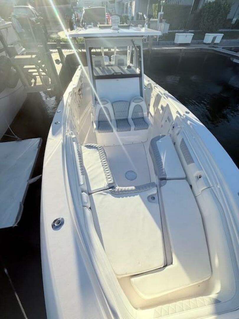 2014 Everglades 355 Center Console — photo 14