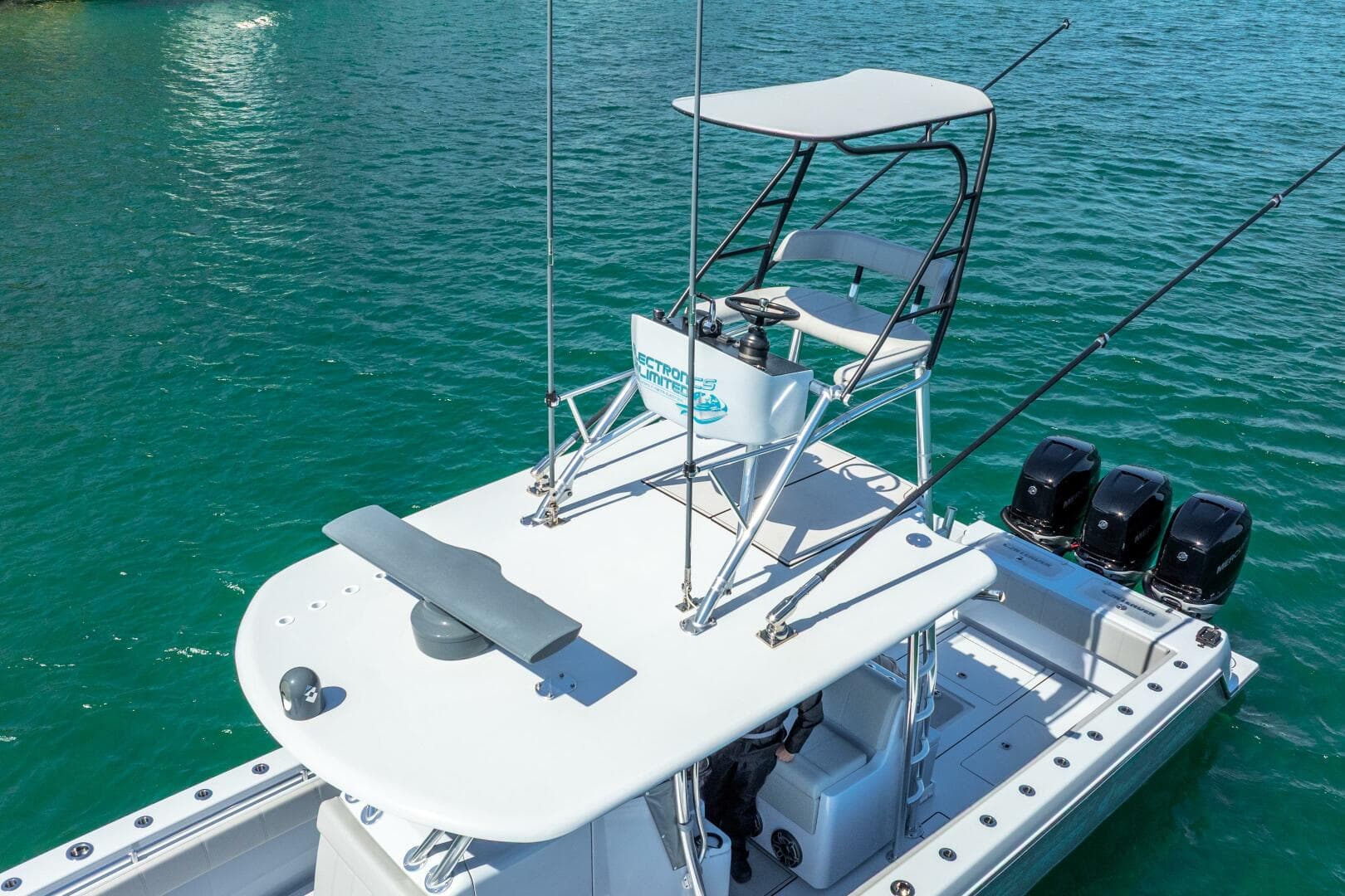 2023 Contender — photo 11