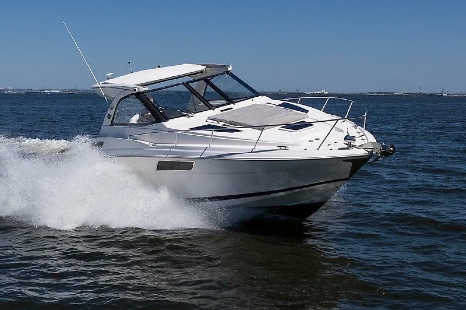 2019 Regal 35 Sport Coupe — photo 32