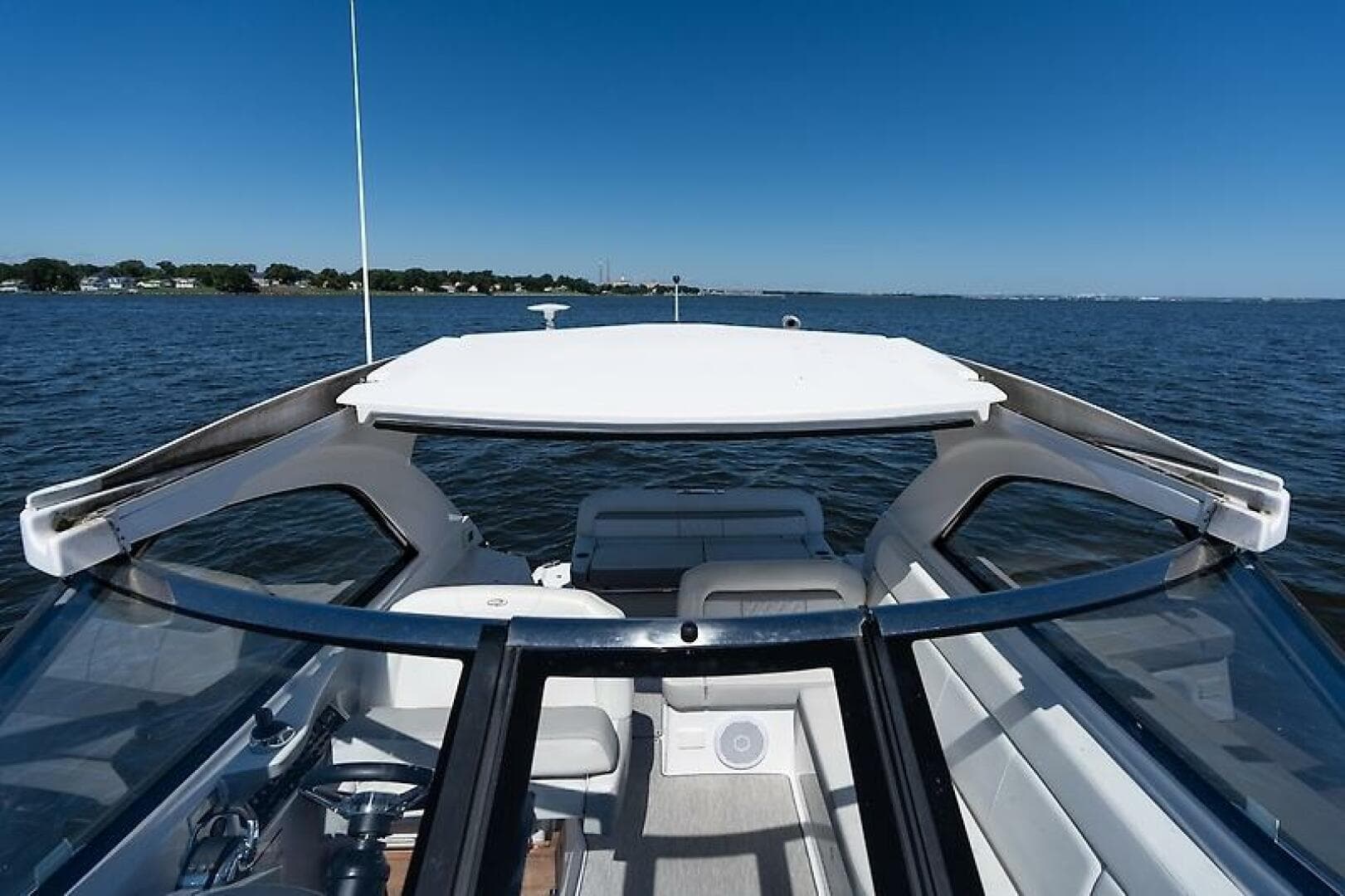 2019 Regal 35 Sport Coupe — photo 13