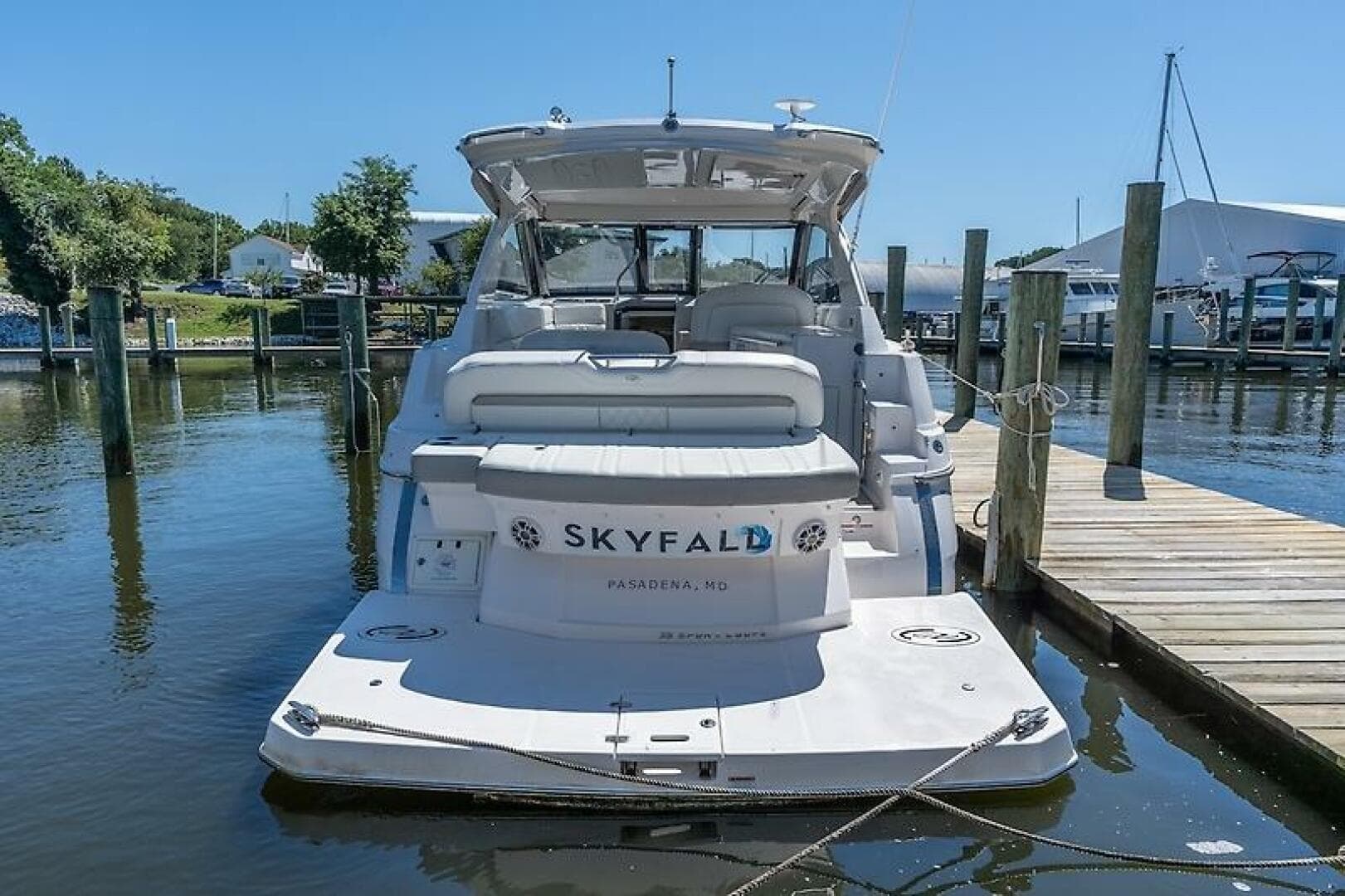 2019 Regal 35 Sport Coupe — photo 38