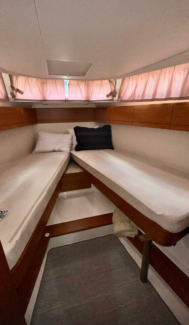 2019 Greenline 33 Hybrid — photo 14