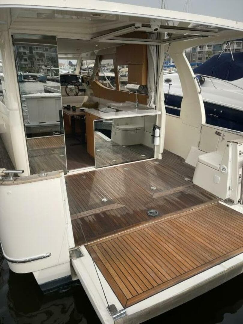 2019 Greenline 33 Hybrid — photo 11