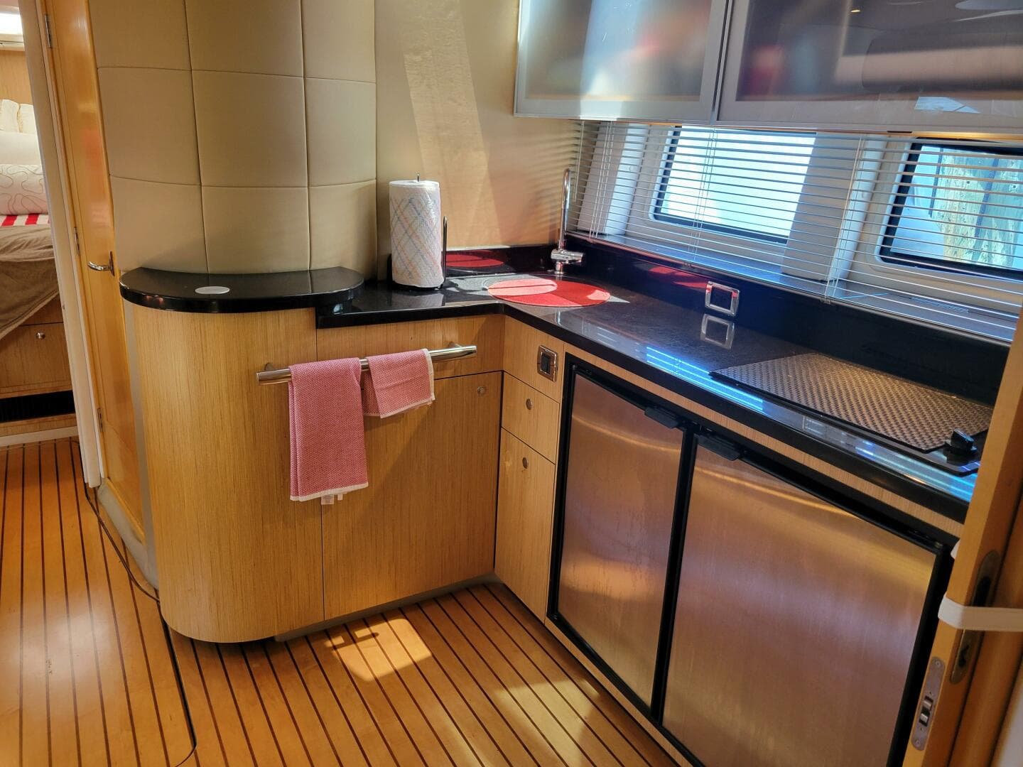 2012 Four Winns V435 — photo 33