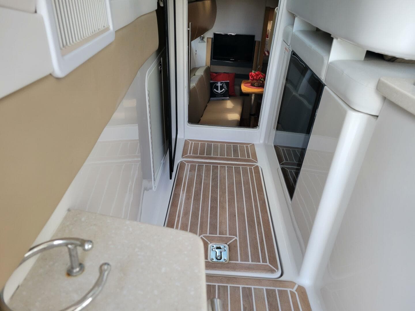 2012 Four Winns V435 — photo 22