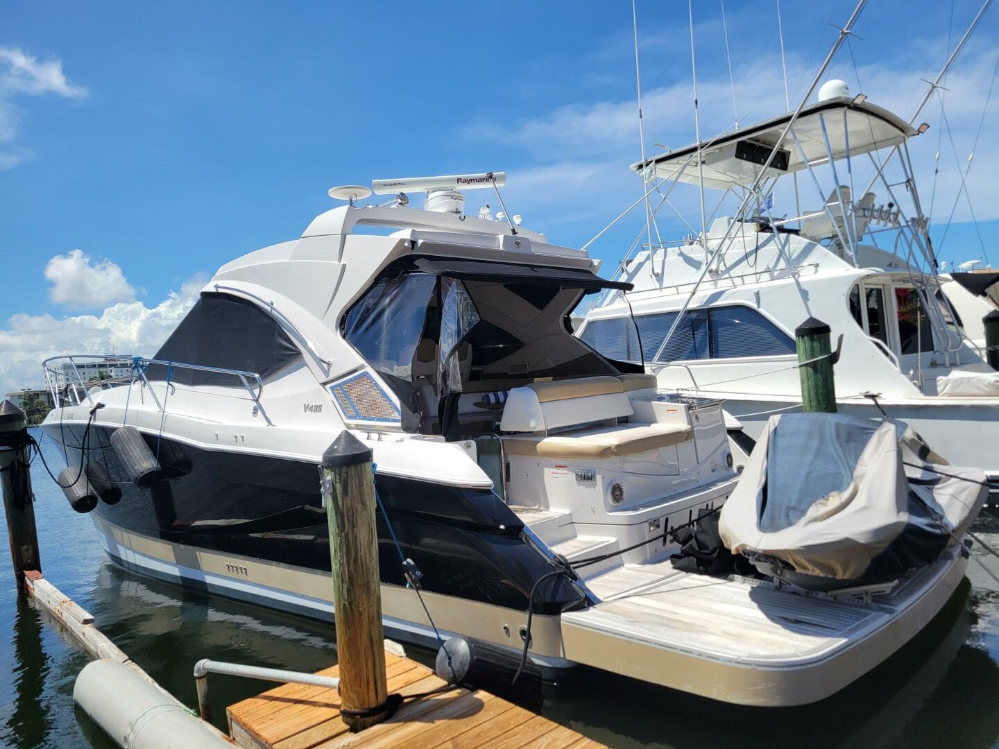 2012 Four Winns V435 — photo 2