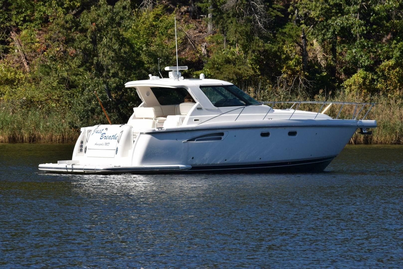 2004 Tiara Yachts 3600 Sovran — photo 7