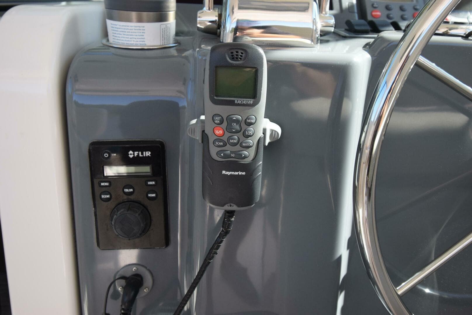 2004 Tiara Yachts 3600 Sovran — photo 18