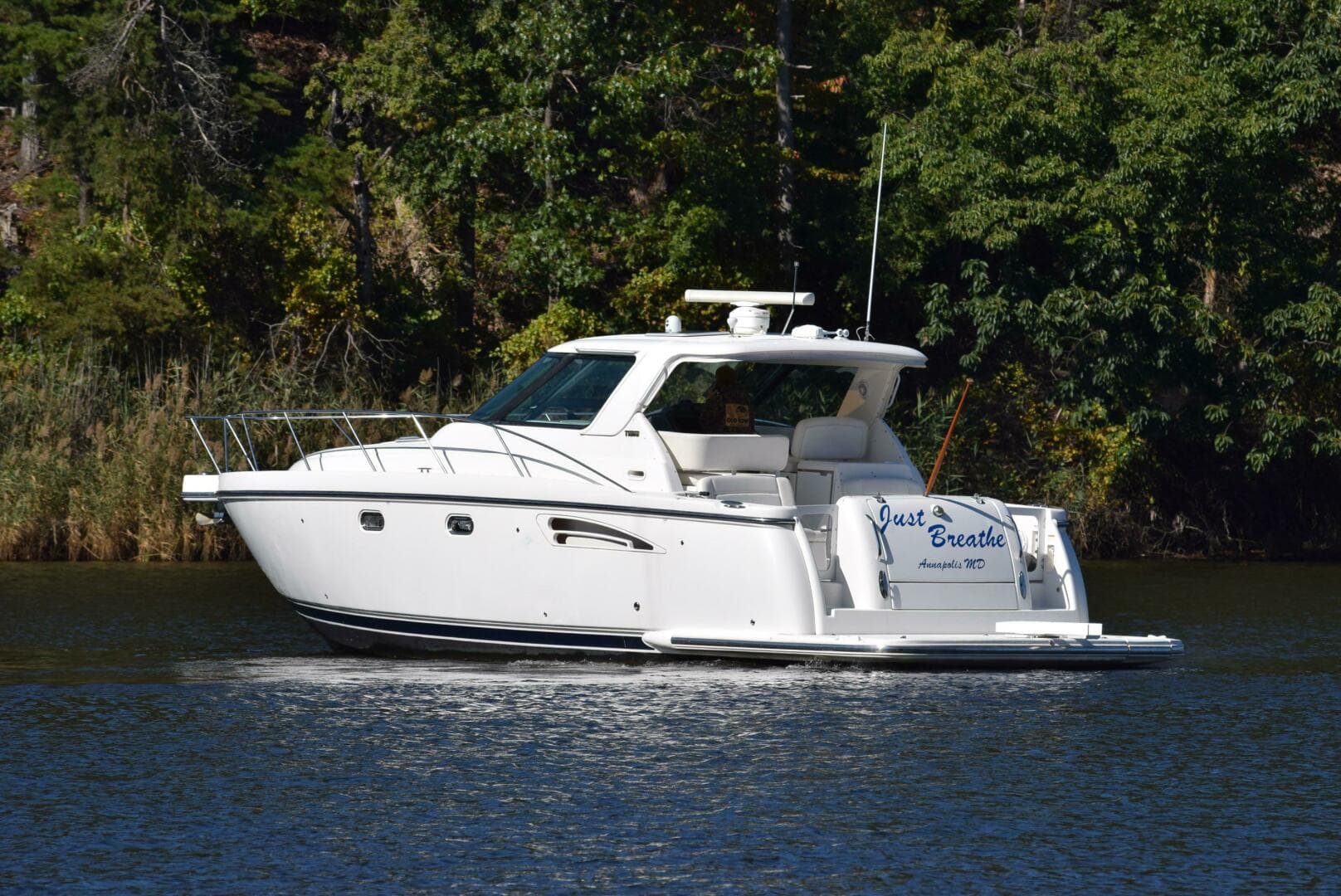 2004 Tiara Yachts 3600 Sovran — photo 10