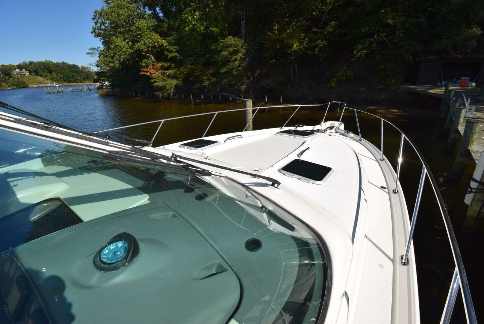 2004 Tiara Yachts 3600 Sovran — photo 30