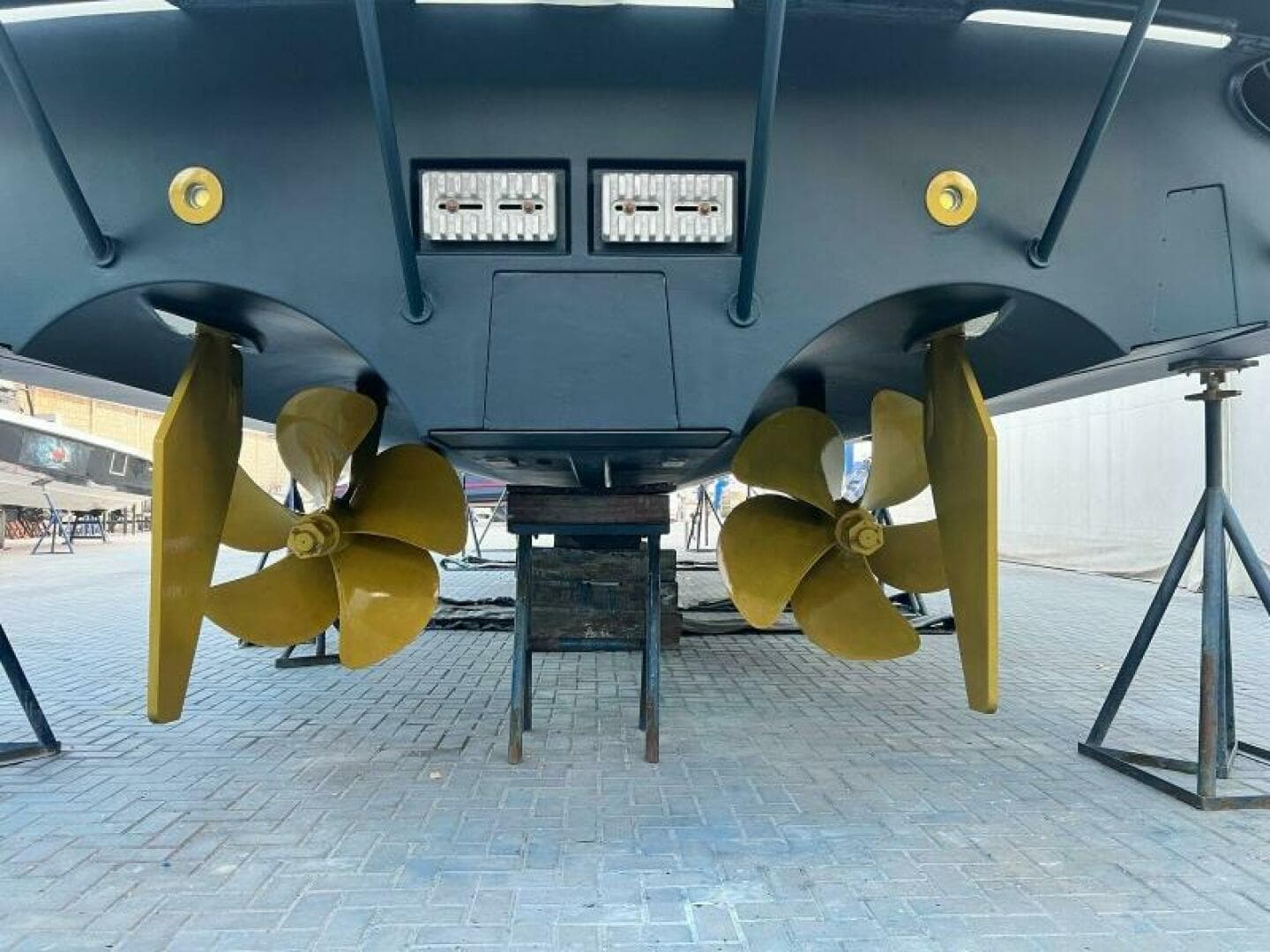 2011 Viking 70 Enclosed Bridge — photo 78