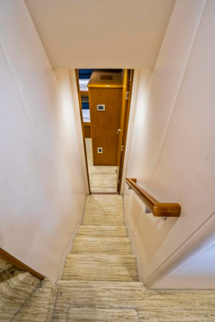 2011 Viking 70 Enclosed Bridge — photo 31