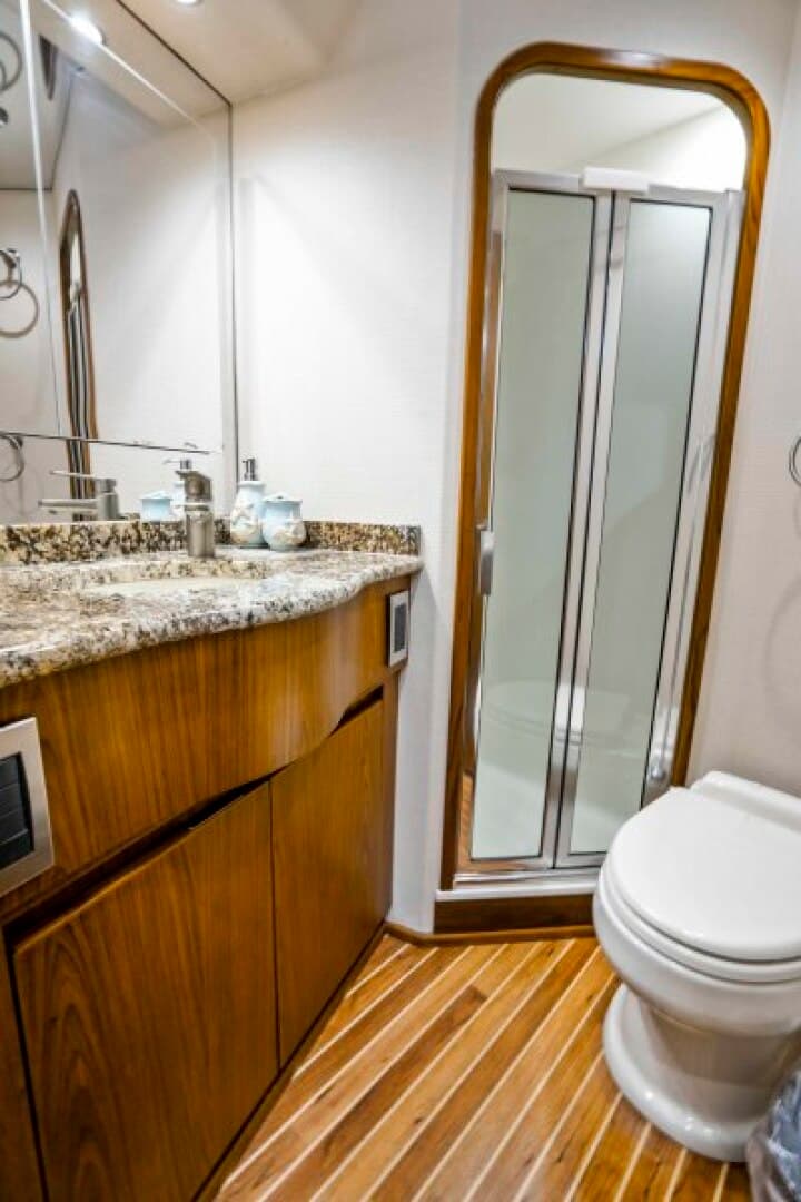 2011 Viking 70 Enclosed Bridge — photo 40