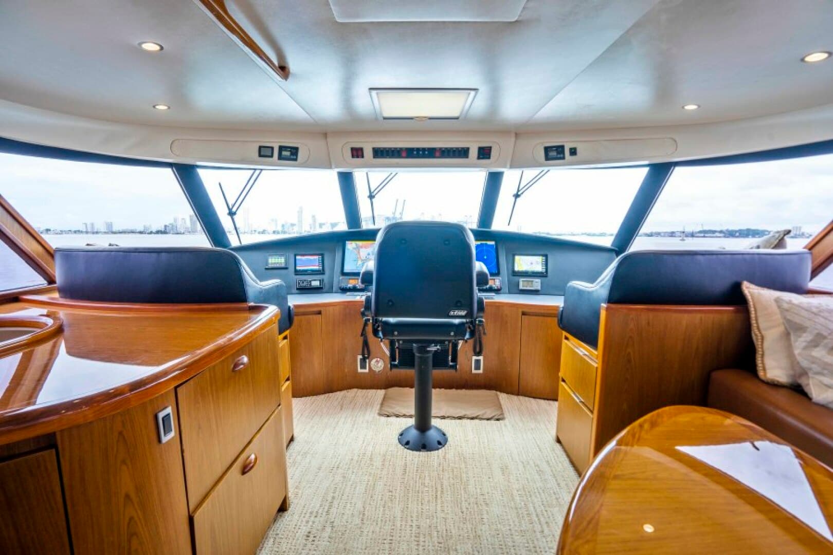 2011 Viking 70 Enclosed Bridge — photo 17