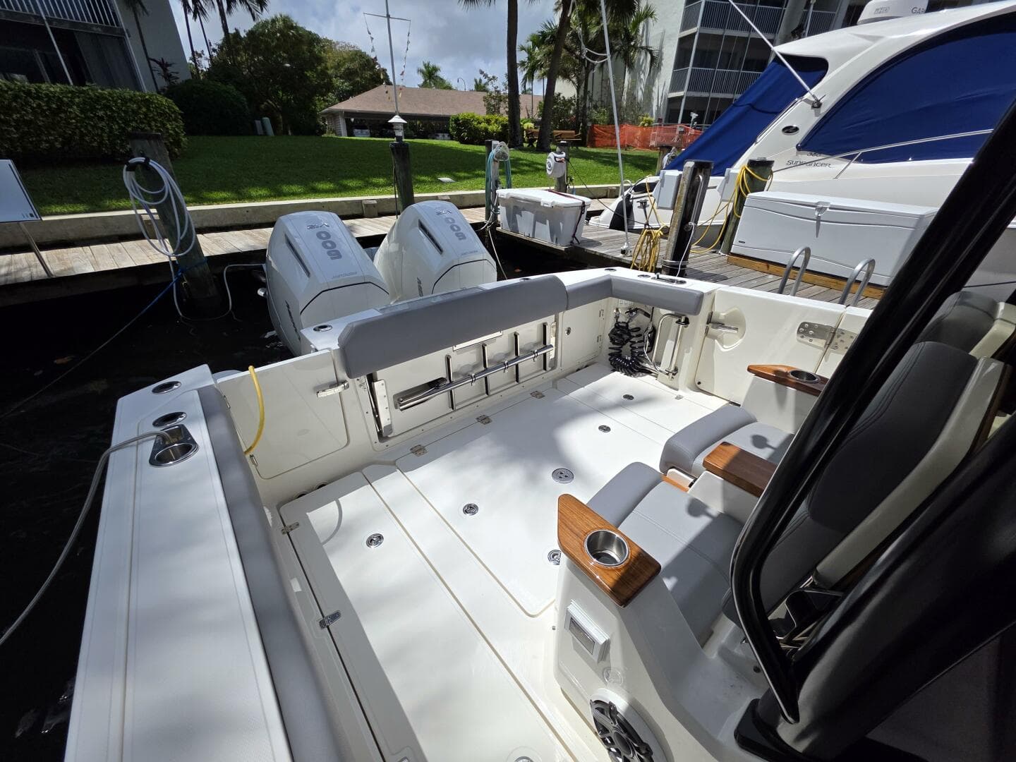2023 Boston Whaler 360 Outrage — photo 13