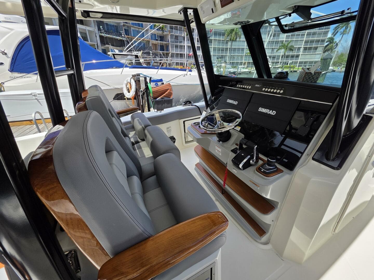 2023 Boston Whaler 360 Outrage — photo 15