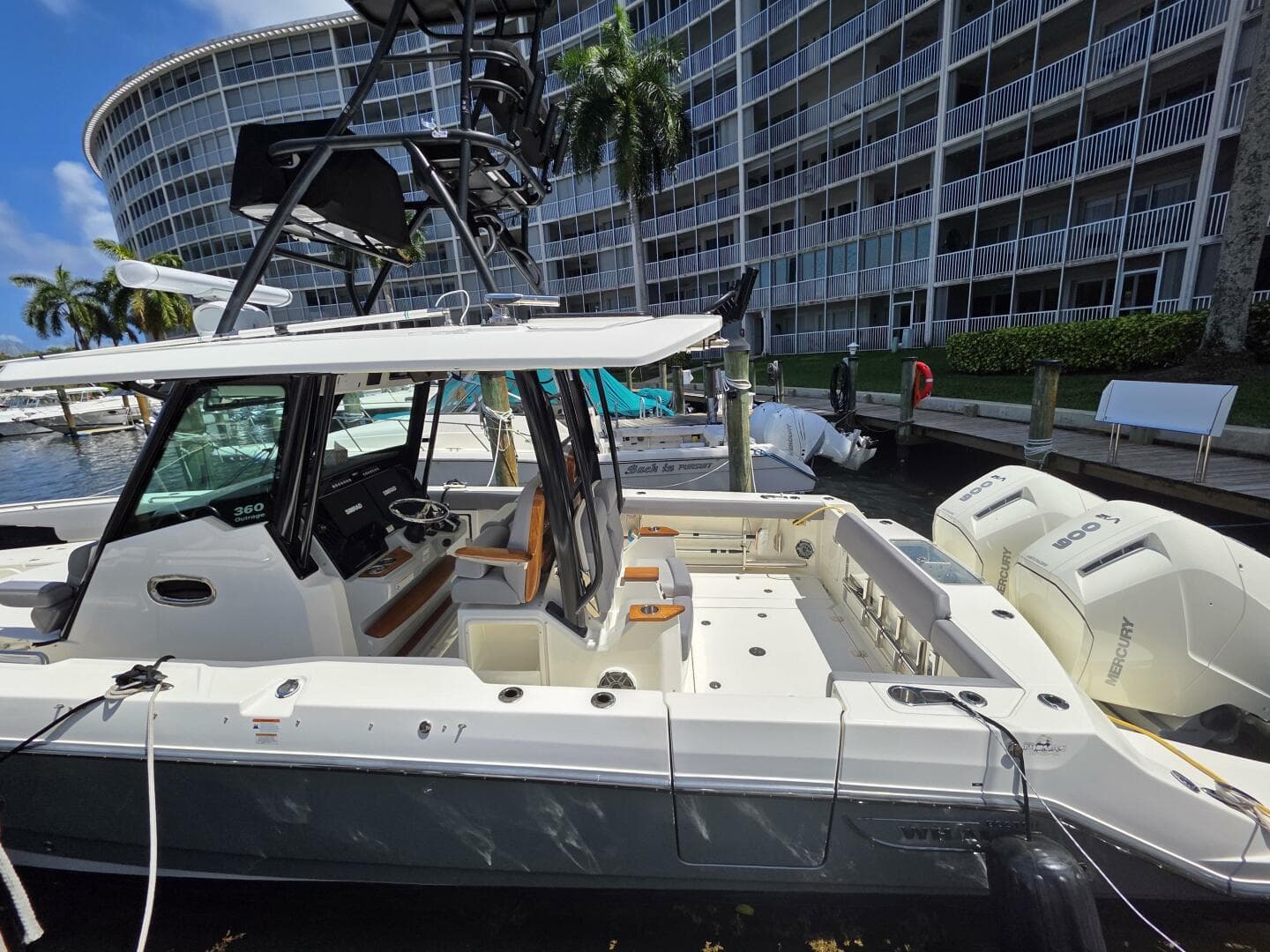2023 Boston Whaler 360 Outrage — photo 7