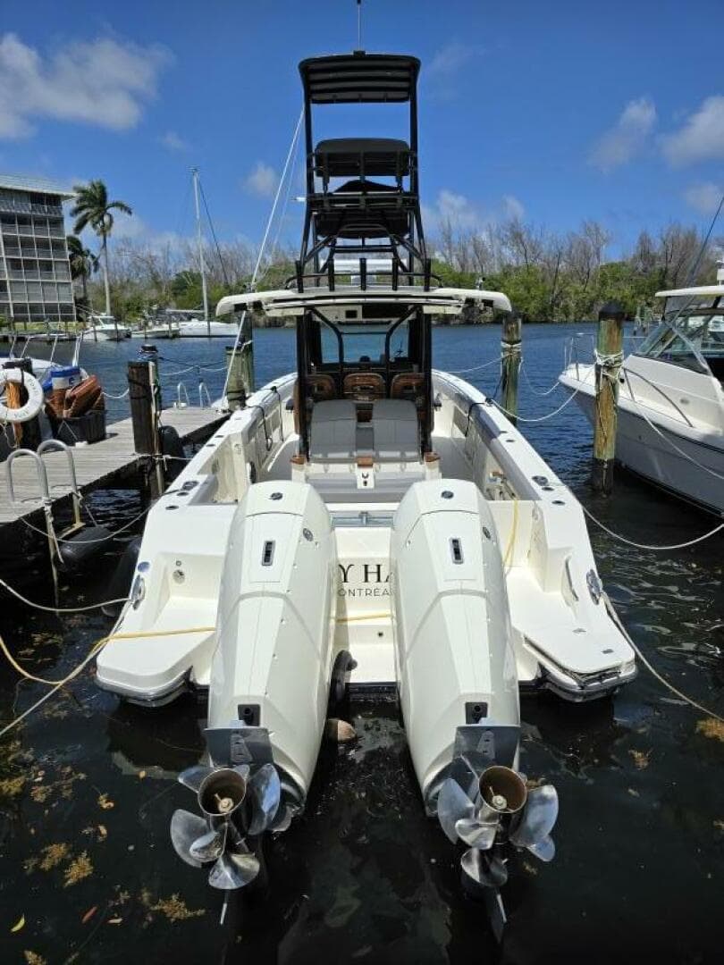 2023 Boston Whaler 360 Outrage — photo 9