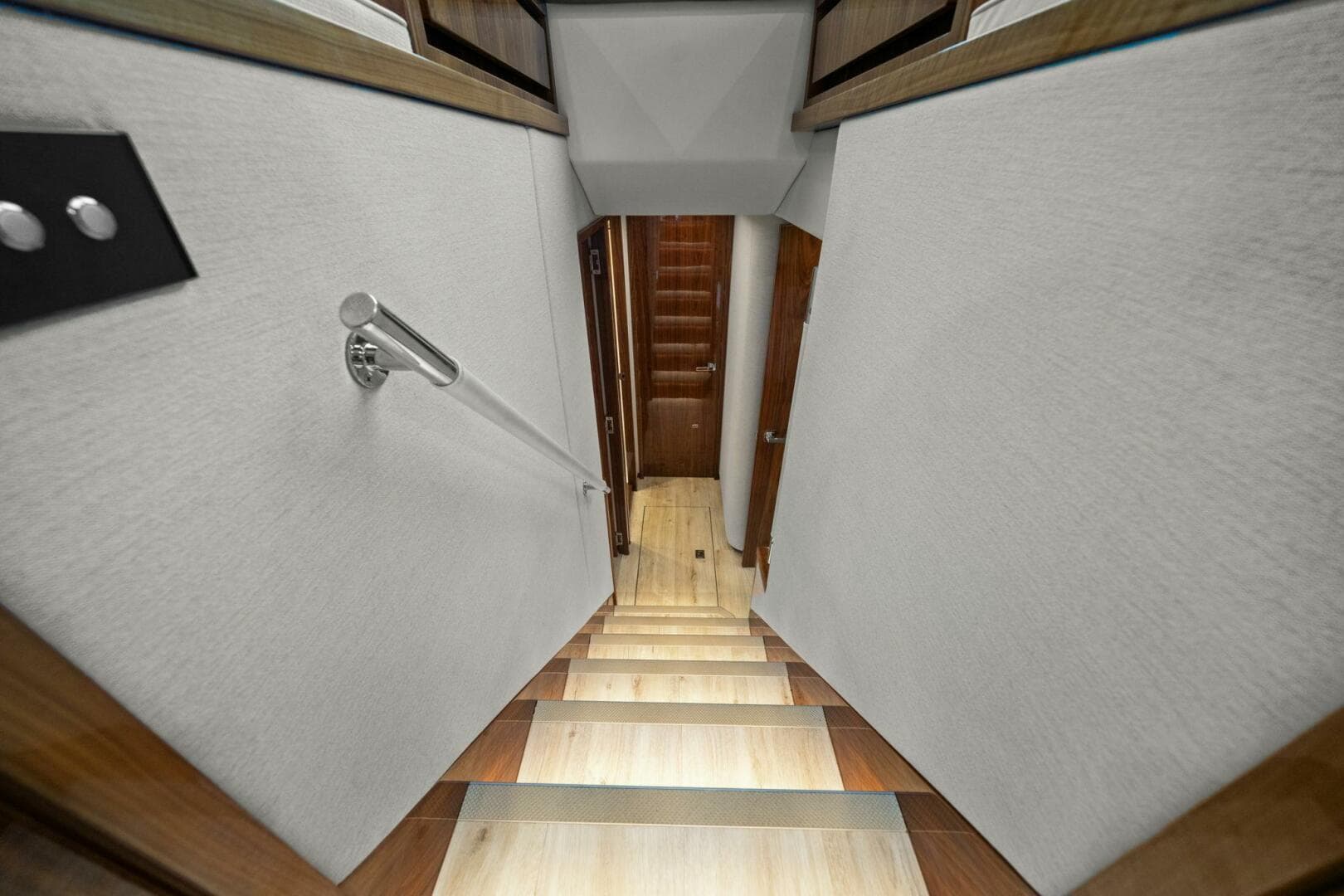 2023 Riviera 64 Sports — photo 48