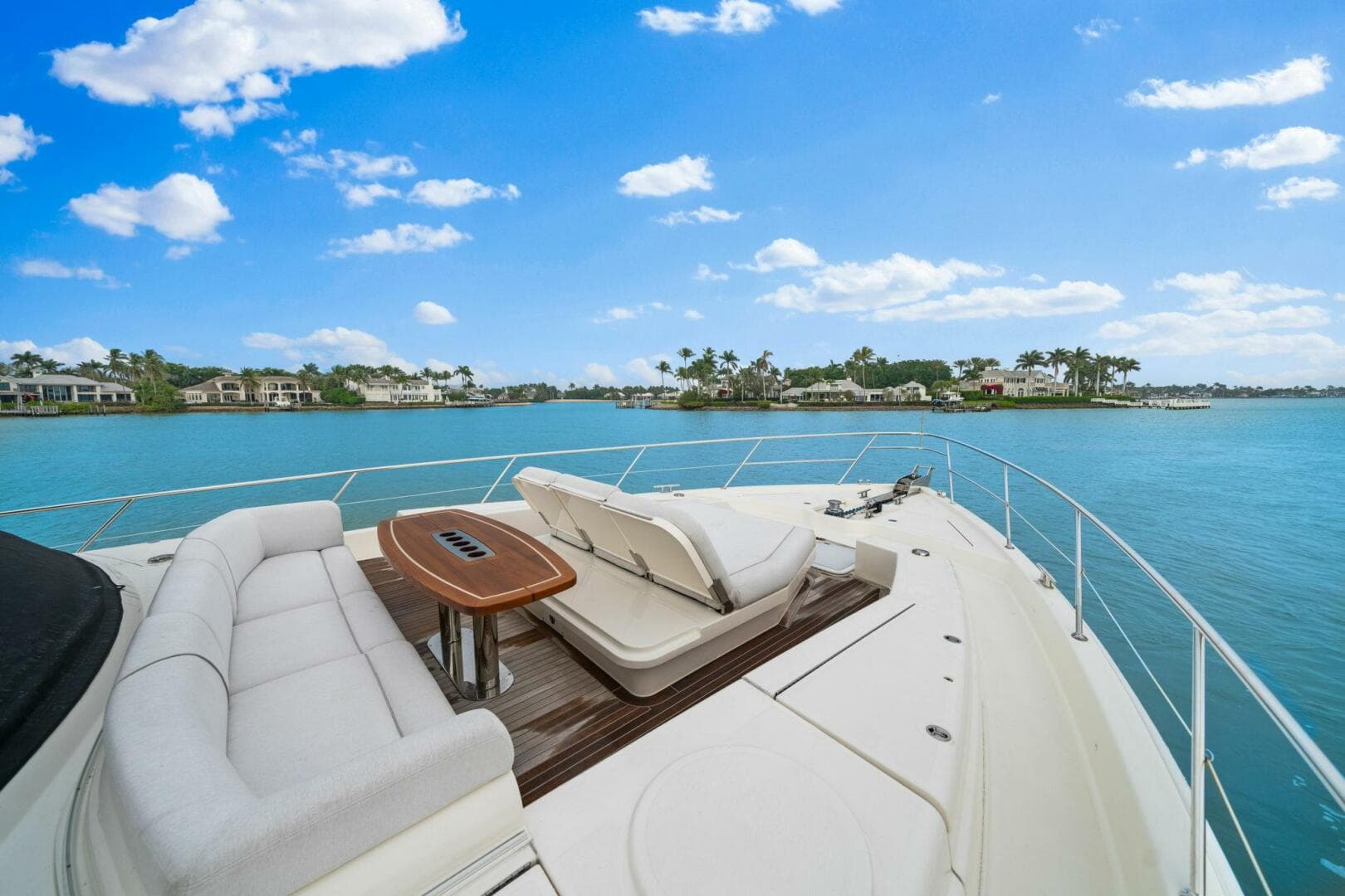 2023 Riviera 64 Sports — photo 30