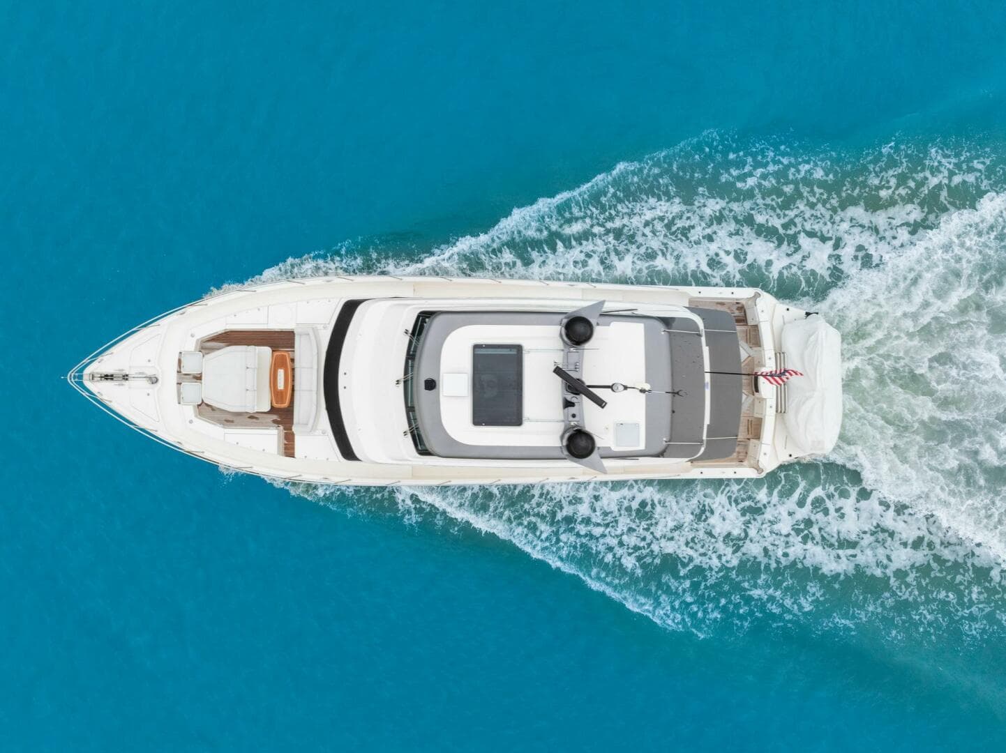 2023 Riviera 64 Sports — photo 12