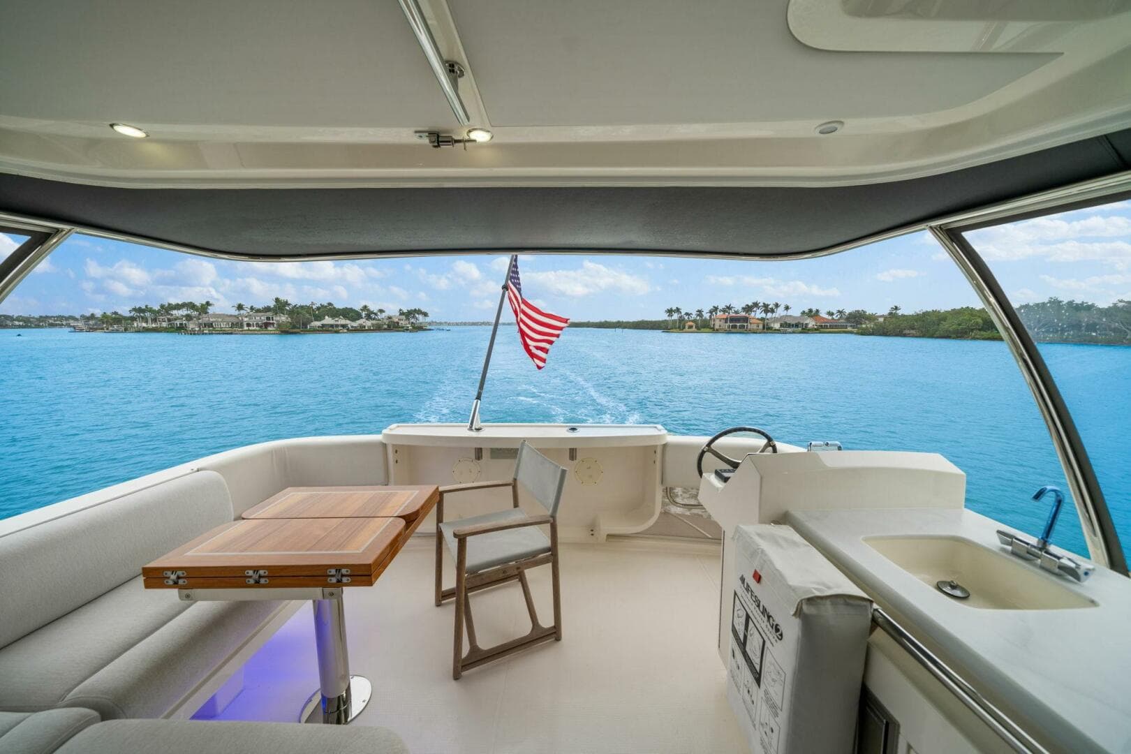 2023 Riviera 64 Sports — photo 36