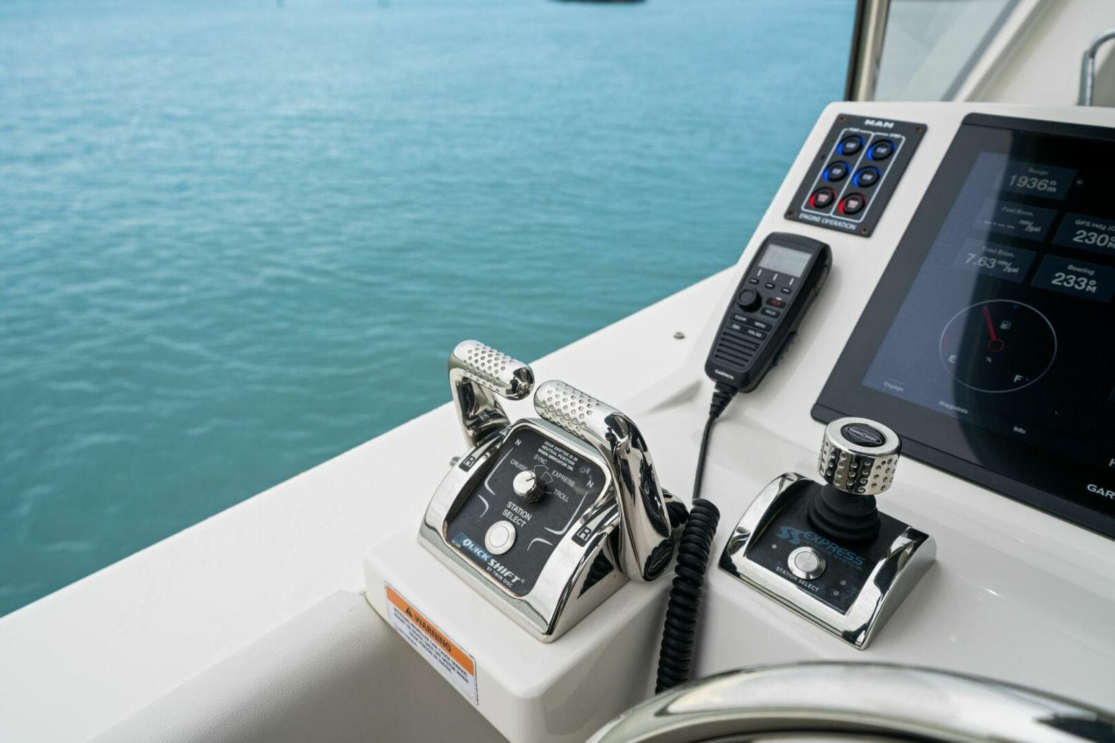 2023 Riviera 64 Sports — photo 35