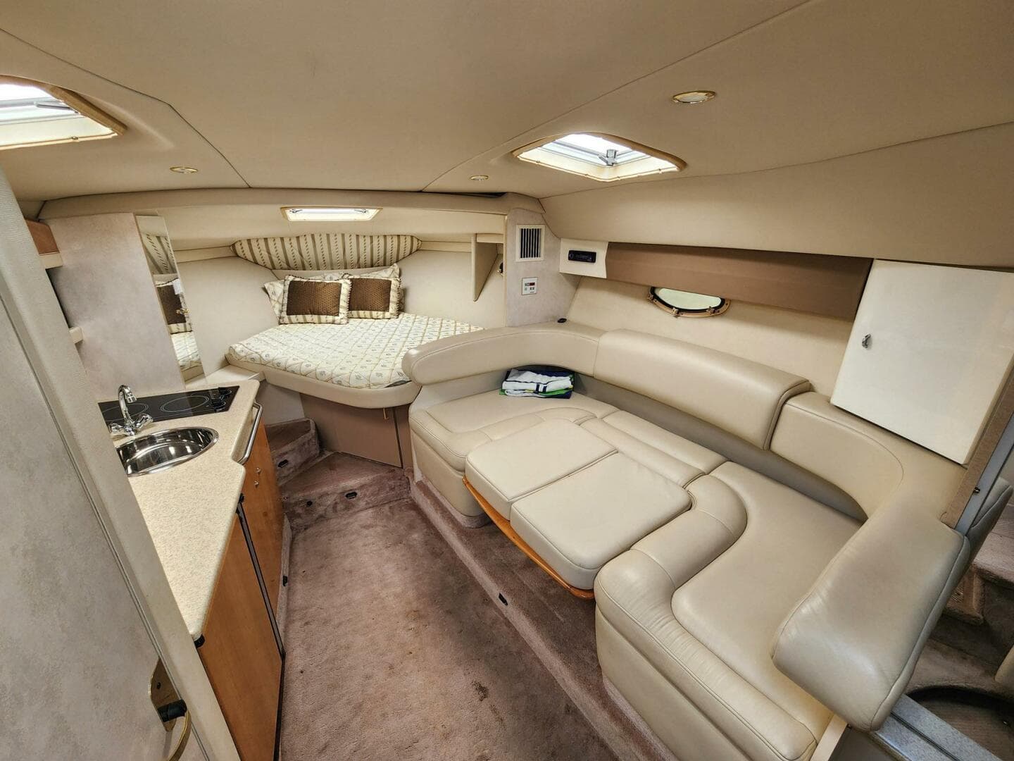 2002 Formula 31 Pc — photo 8