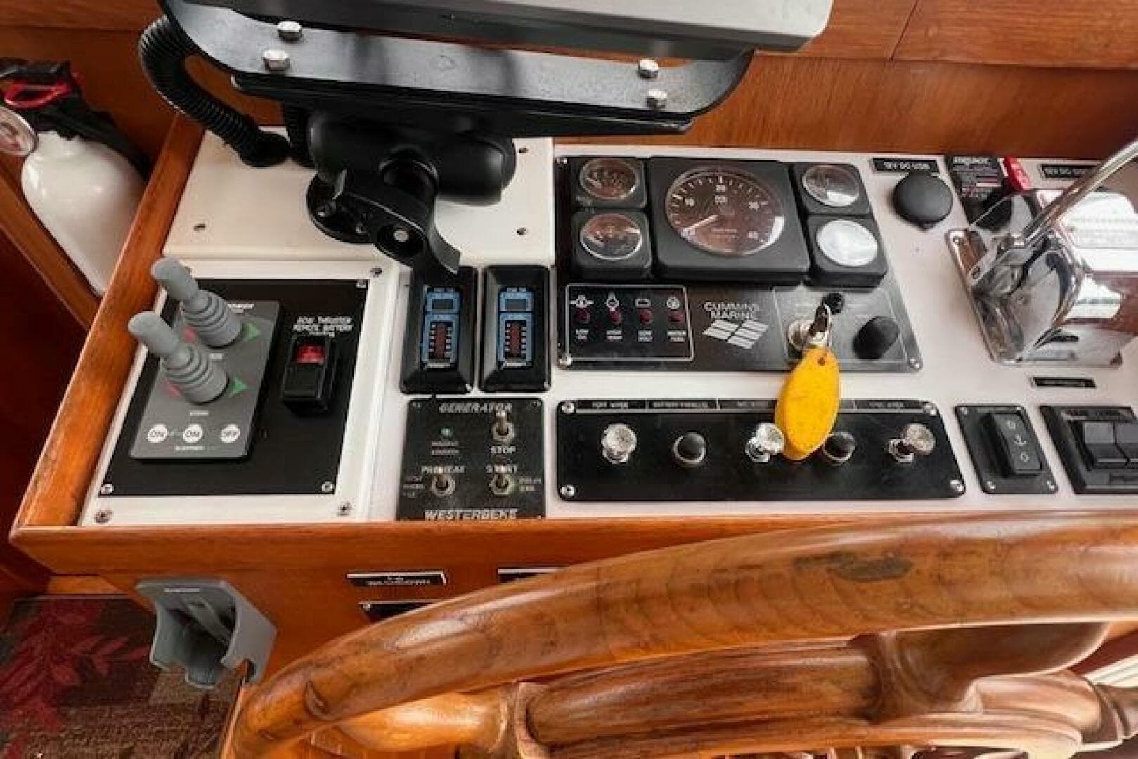 2001 Island Gypsy Euro Sedan Trawler — photo 35