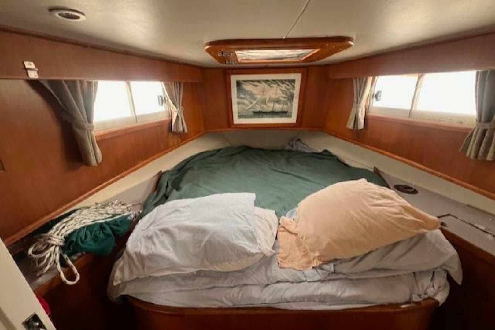 2001 Island Gypsy Euro Sedan Trawler — photo 31