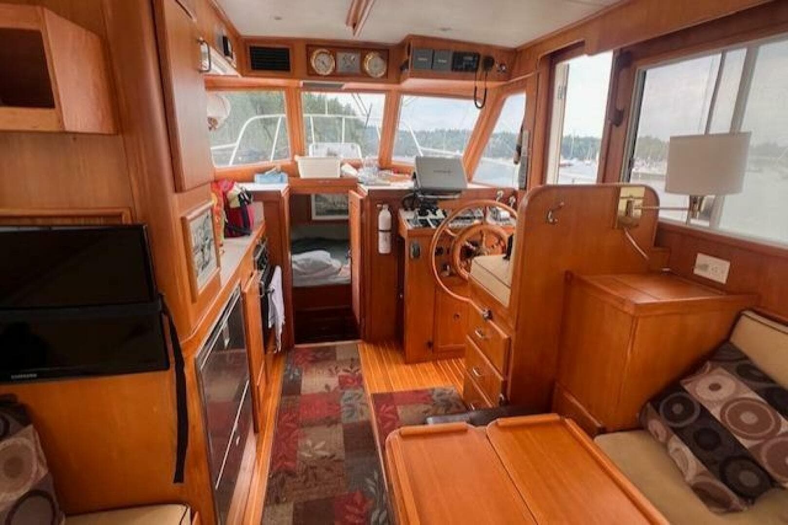 2001 Island Gypsy Euro Sedan Trawler — photo 40